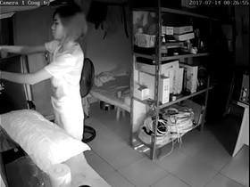 Qua nh&agrave; bạn nhậu, ch&eacute;n lu&ocirc;n vợ của bạn ( từ ph&uacute;t 52 )